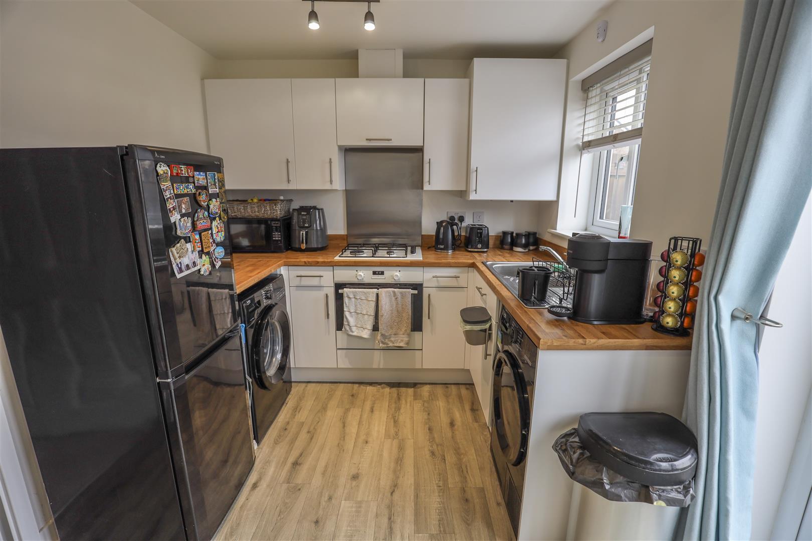 86 Plasnewydd Walk, Llantwit Major, Vale of Glamorgan, CF61 2YZ